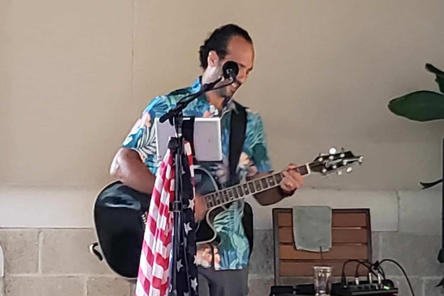 Eddie Roxy at Benny's on the Beach